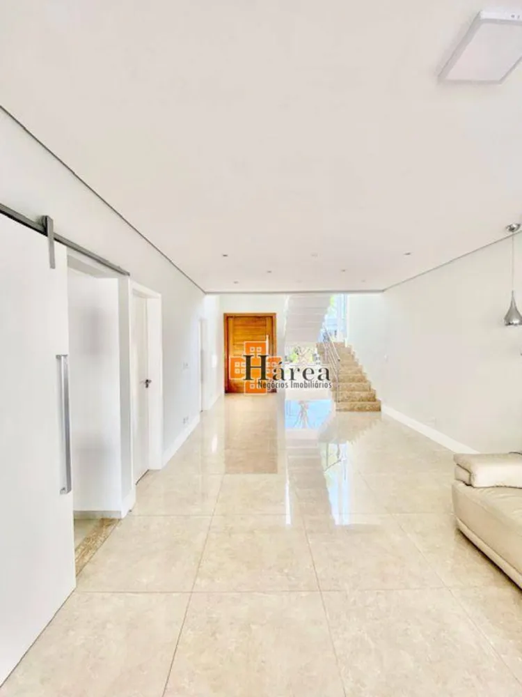 Sobrado, 3 quartos, 258 m² - Foto 2