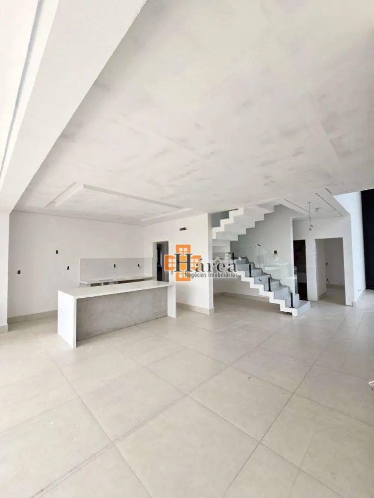 Sobrado, 4 quartos, 360 m² - Foto 2
