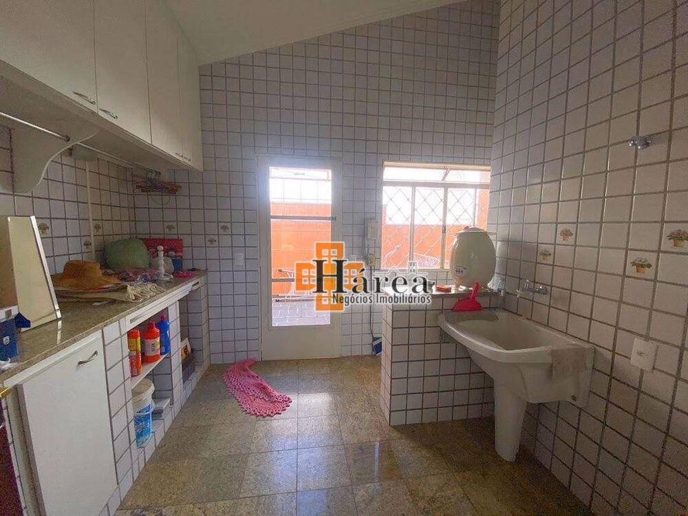 Sobrado, 3 quartos, 360 m² - Foto 4