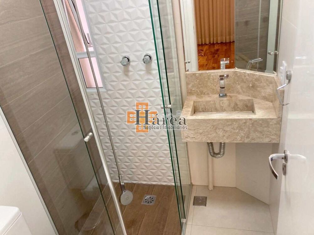 Apartamento à venda com 2 quartos, 66m² - Foto 2