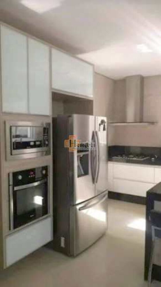 Sobrado à venda com 4 quartos, 559m² - Foto 7
