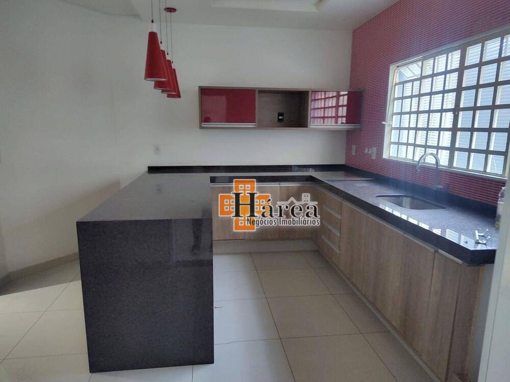 Casa, 3 quartos, 181 m² - Foto 5