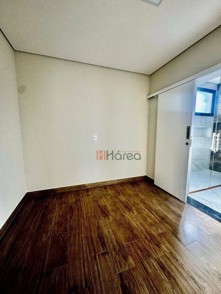 Sobrado, 3 quartos, 300 m² - Foto 1