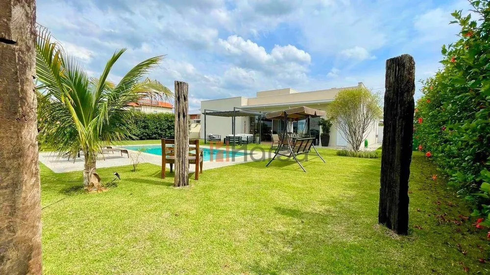 Casa de Condomínio, 4 quartos - Foto 1