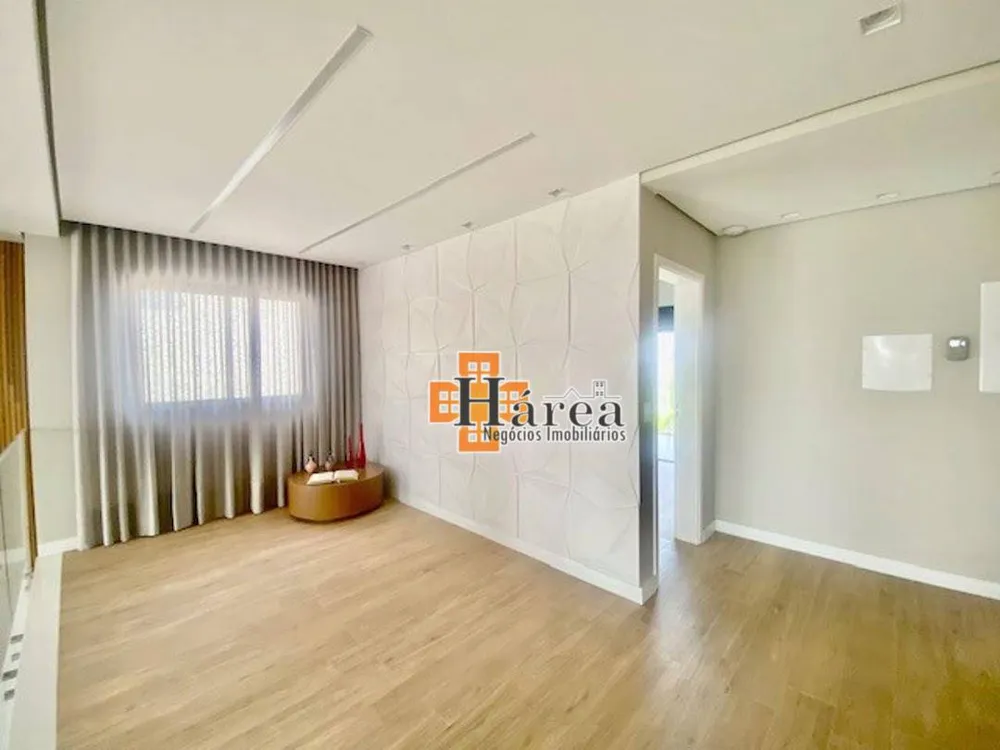 Sobrado, 3 quartos, 347 m² - Foto 1