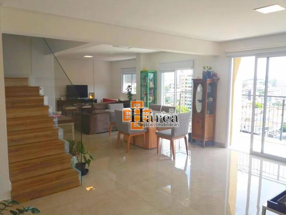 Cobertura, 3 quartos, 185 m² - Foto 1