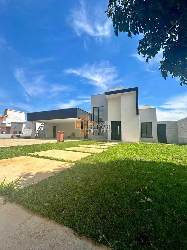 Casa de Condomínio à venda com 3 quartos, 300m² - Foto 1