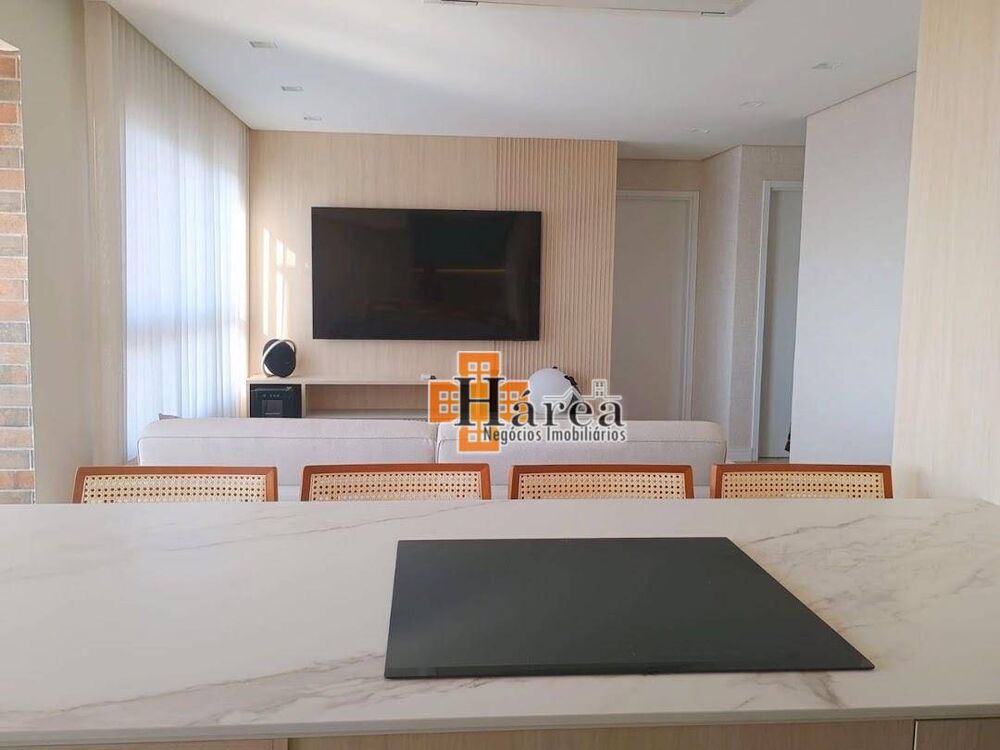 Apartamento à venda com 3 quartos, 111m² - Foto 2