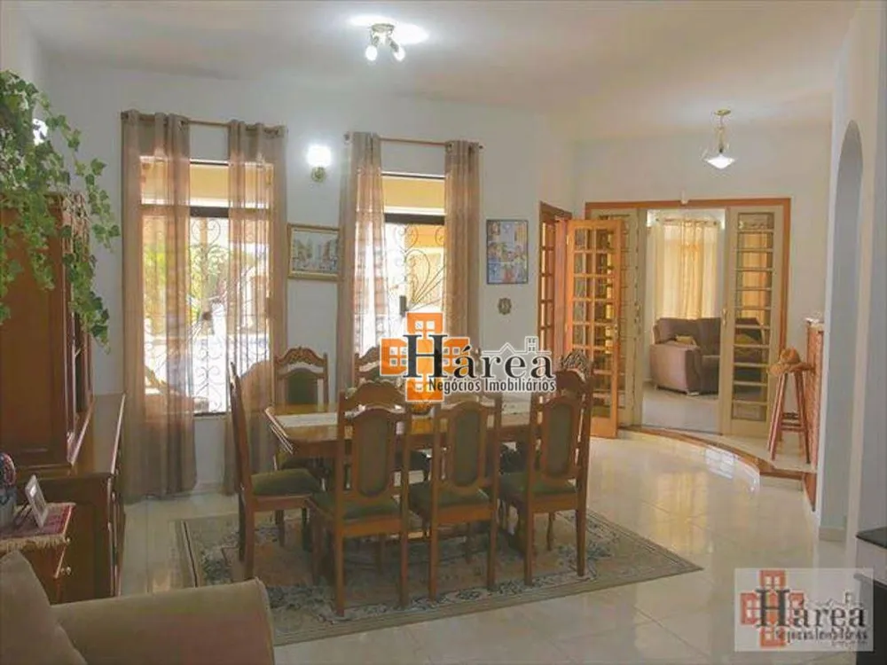 Sobrado, 5 quartos, 435 m² - Foto 1