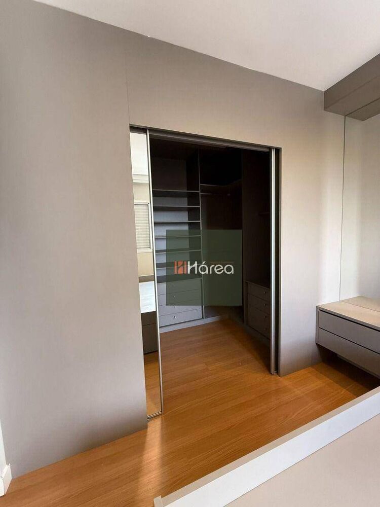 Apartamento à venda com 3 quartos, 97m² - Foto 17