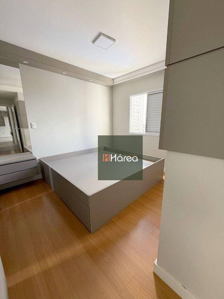 Apartamento à venda com 3 quartos, 97m² - Foto 11