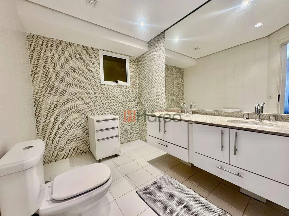 Apartamento, 3 quartos, 196 m² - Foto 12