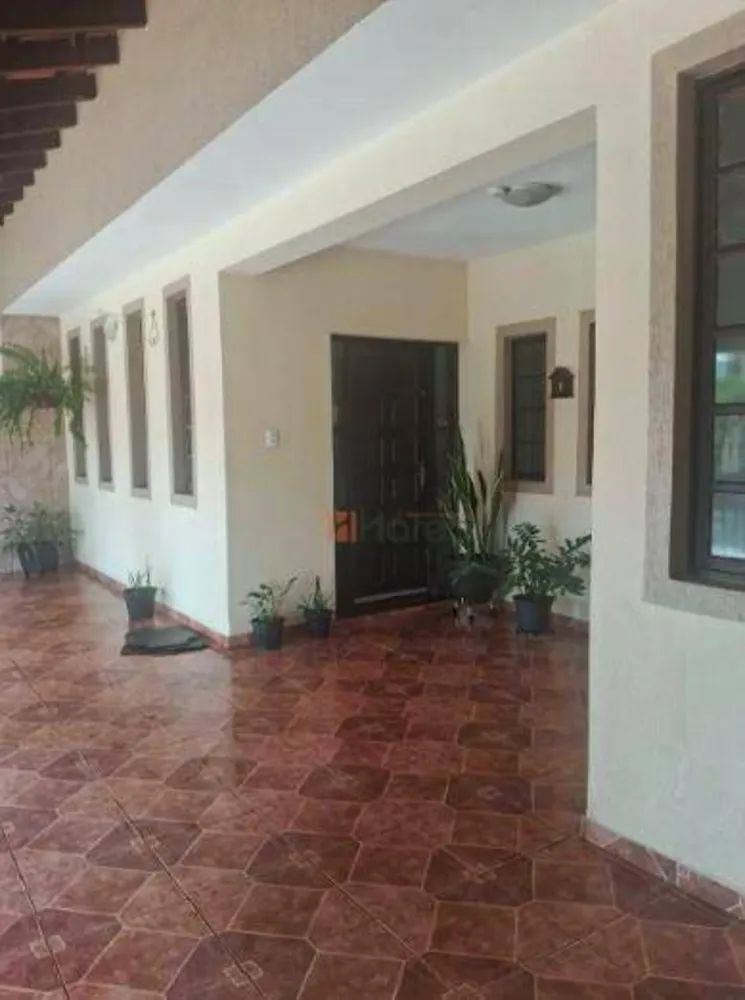Casa, 3 quartos, 293 m² - Foto 2