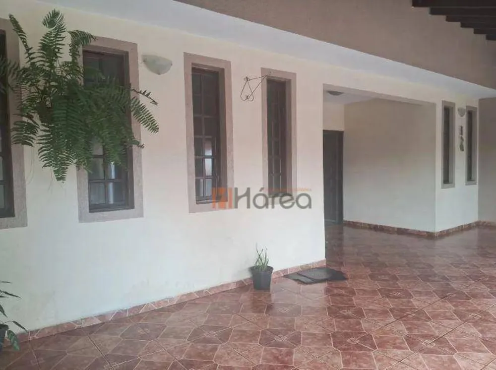 Casa, 3 quartos, 293 m² - Foto 1