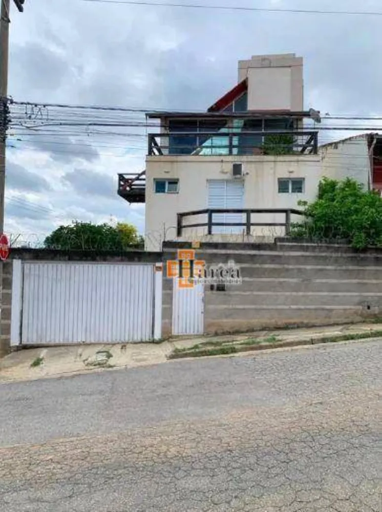 Sobrado, 3 quartos, 202 m² - Foto 2