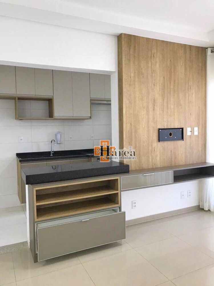 Apartamento à venda com 2 quartos, 66m² - Foto 4