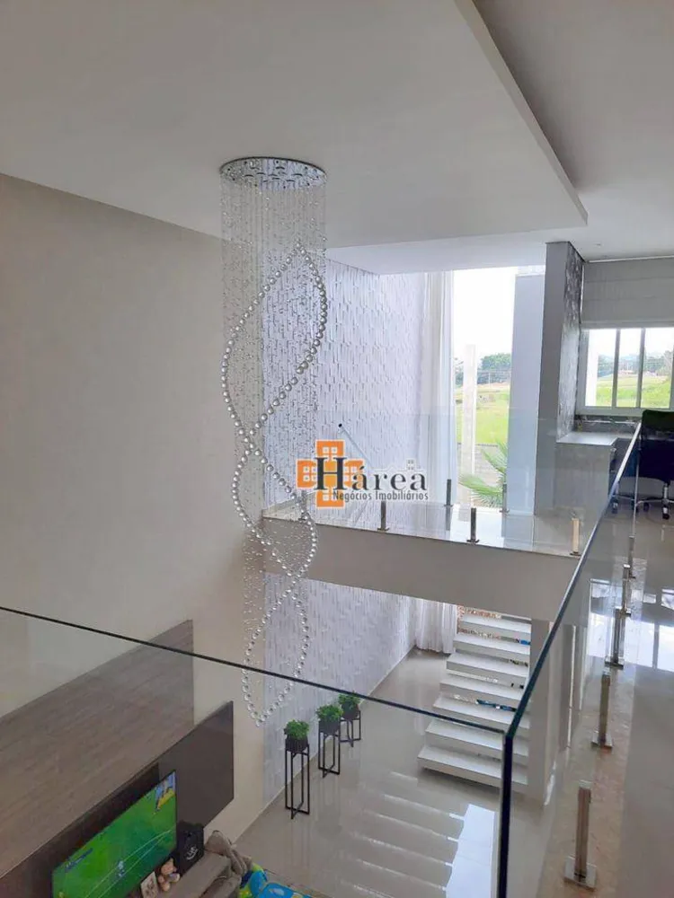 Sobrado, 3 quartos, 268 m² - Foto 1