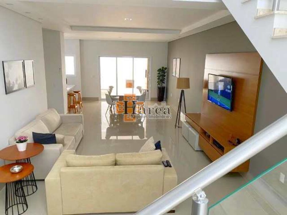 Sobrado à venda com 4 quartos, 254m² - Foto 2