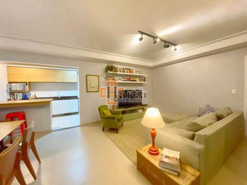 Apartamento à venda com 3 quartos, 126m² - Foto 2