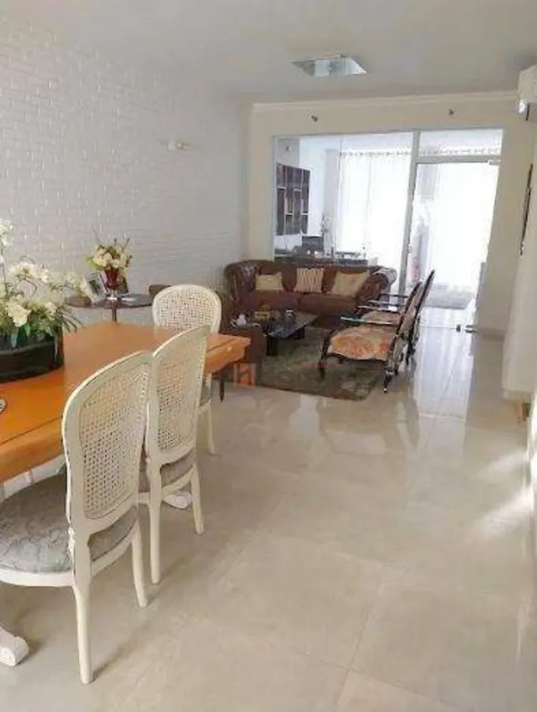 Casa, 3 quartos, 180 m² - Foto 2