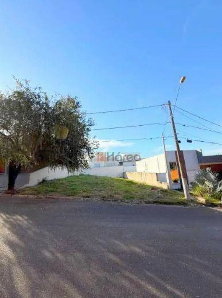 Loteamento e Condomínio, 300 m² - Foto 1