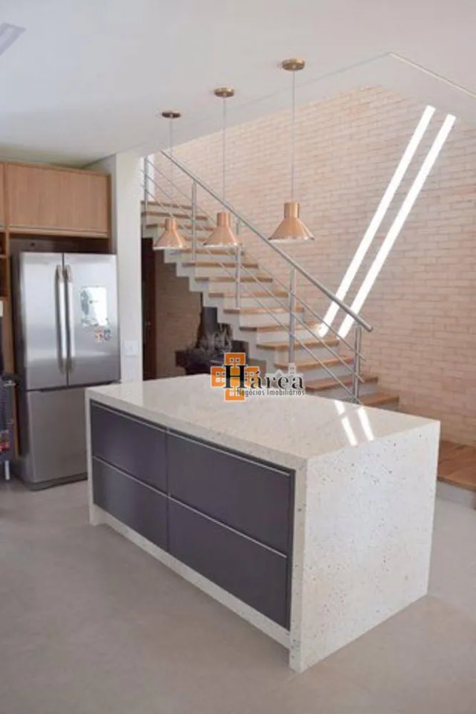 Sobrado, 3 quartos, 219 m² - Foto 6