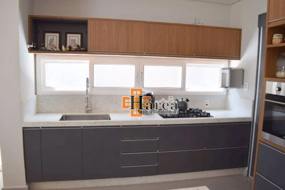 Sobrado, 3 quartos, 219 m² - Foto 4