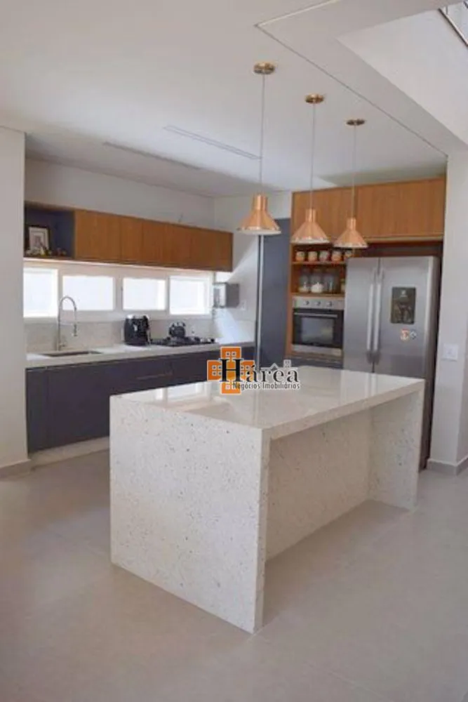 Sobrado, 3 quartos, 219 m² - Foto 5