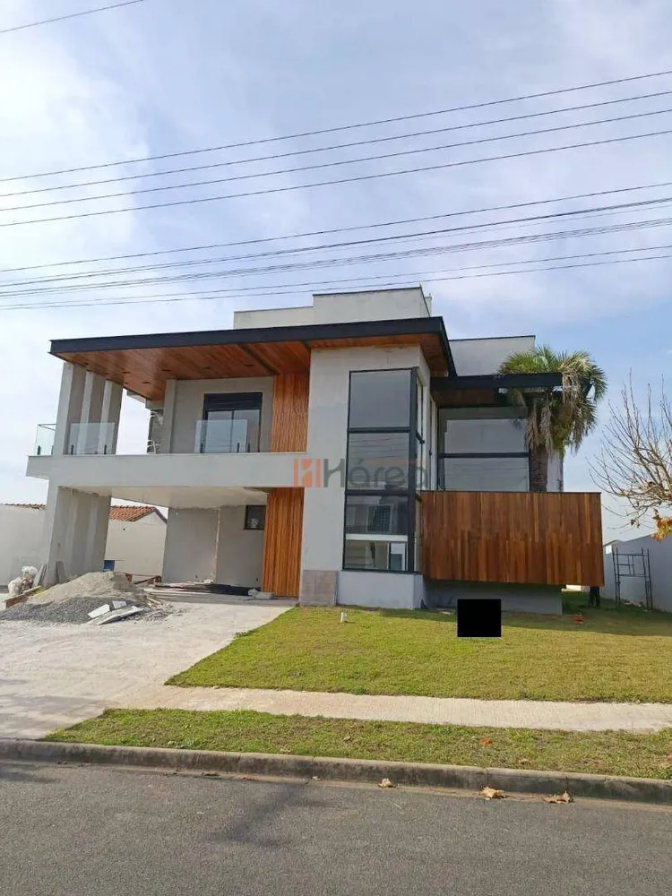 Sobrado, 3 quartos, 600 m² - Foto 1