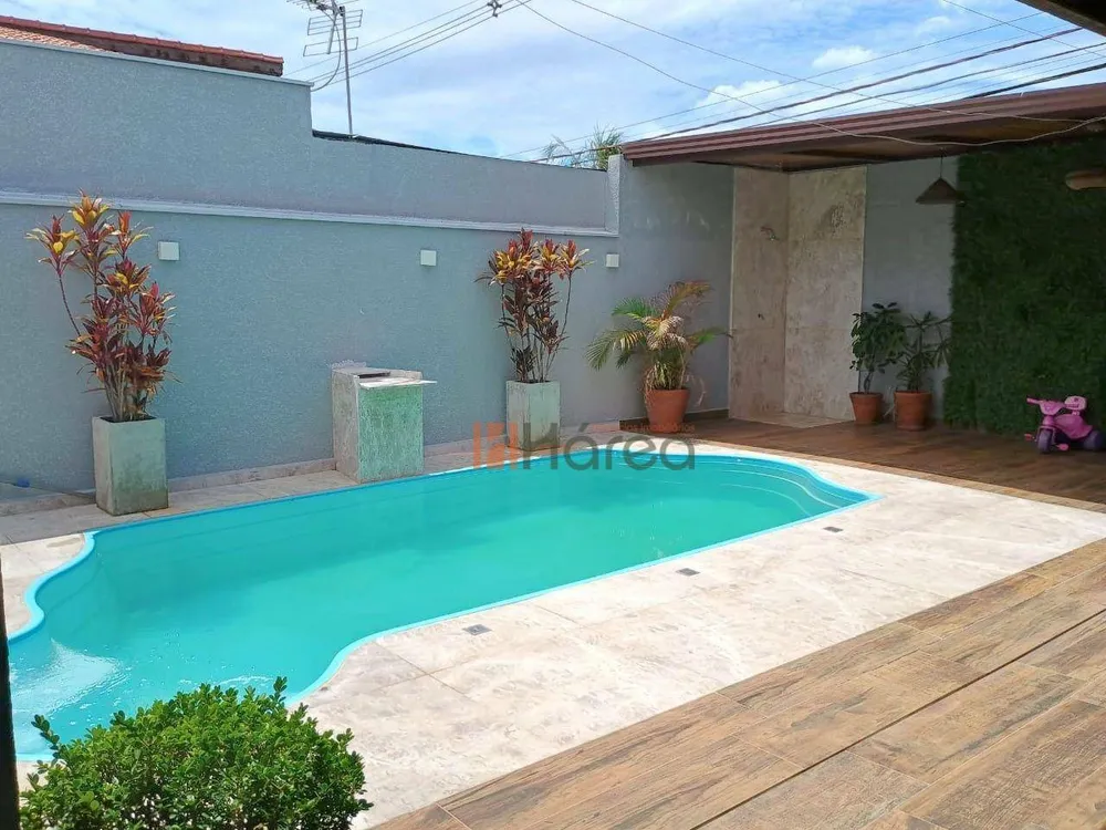 Casa, 3 quartos, 207 m² - Foto 10