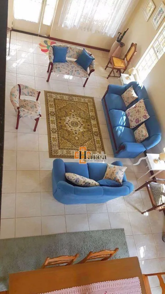 Sobrado, 3 quartos, 243 m² - Foto 1