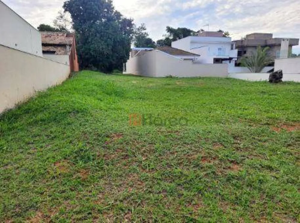 Loteamento e Condomínio, 275 m² - Foto 1