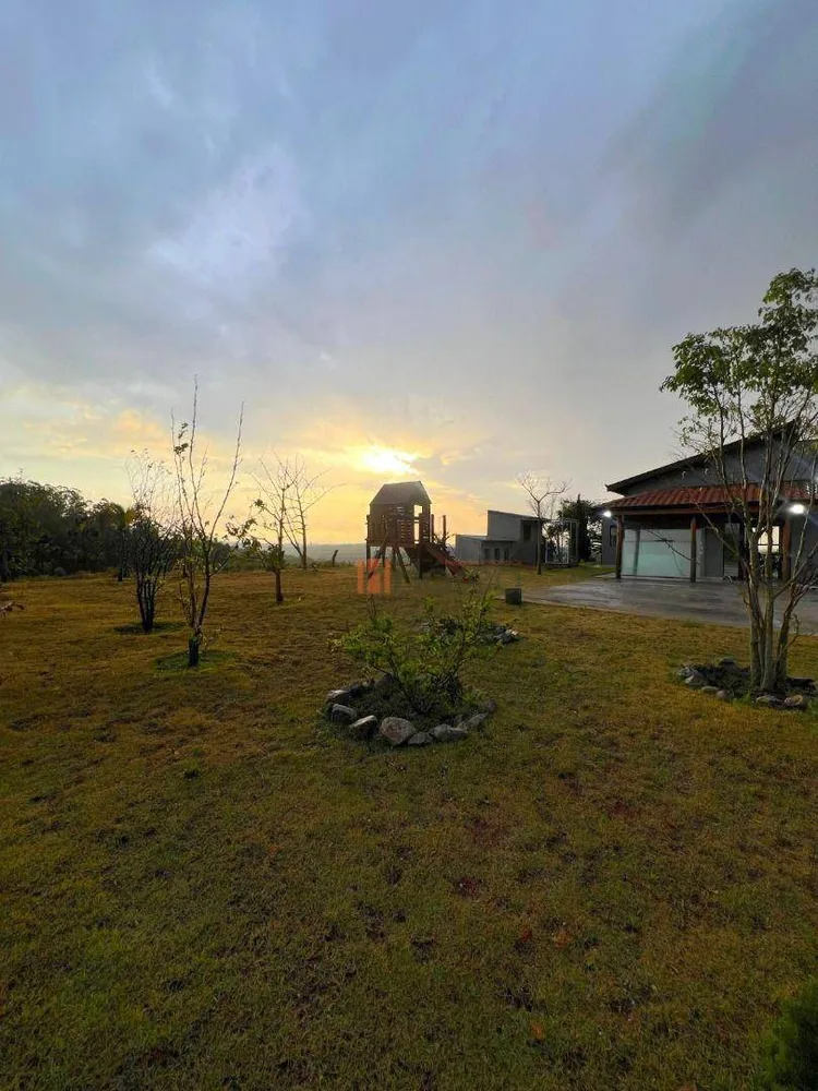 Chácara, 3 quartos, 2800 m² - Foto 6