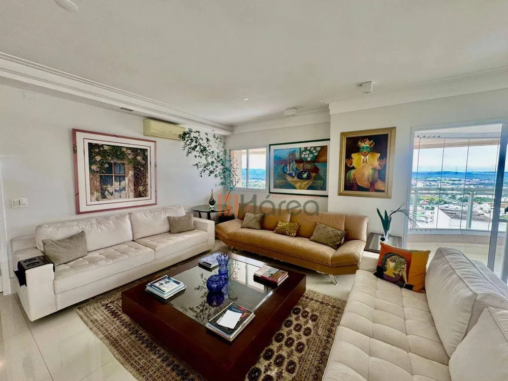 Apartamento, 3 quartos, 242 m² - Foto 2
