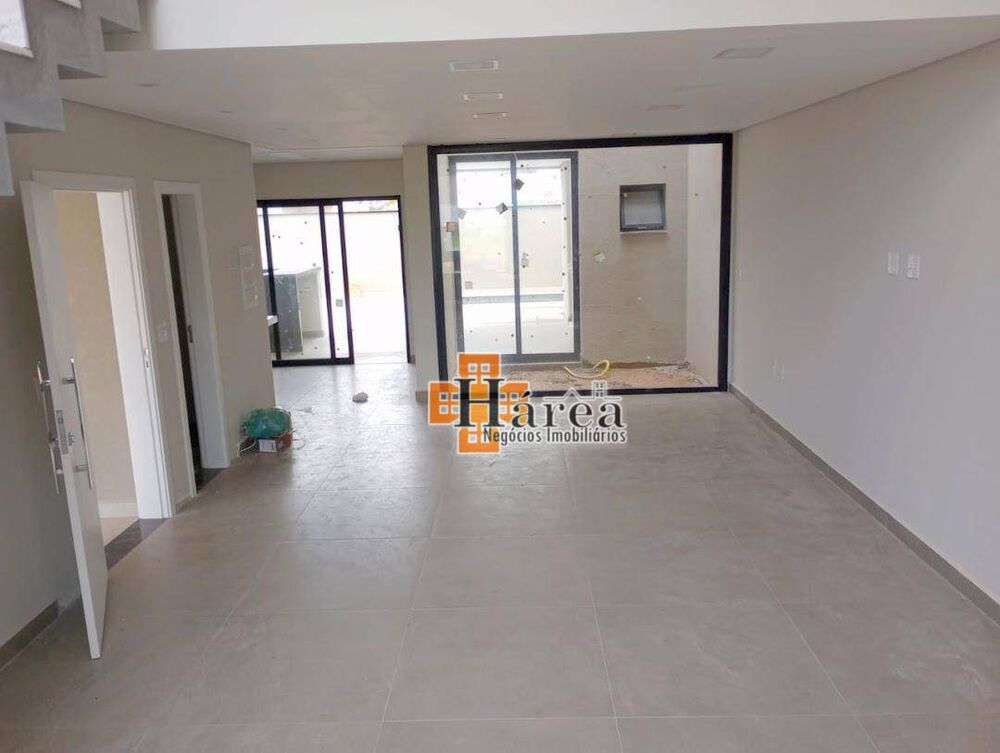 Sobrado, 3 quartos, 245 m² - Foto 4