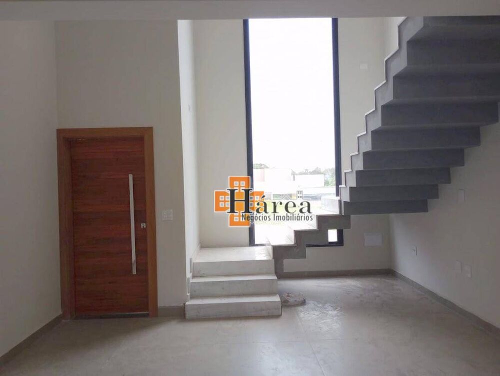 Sobrado, 3 quartos, 245 m² - Foto 1