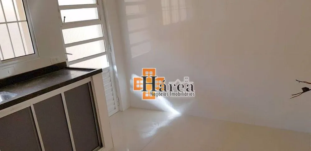 Casa, 3 quartos, 248 m² - Foto 1