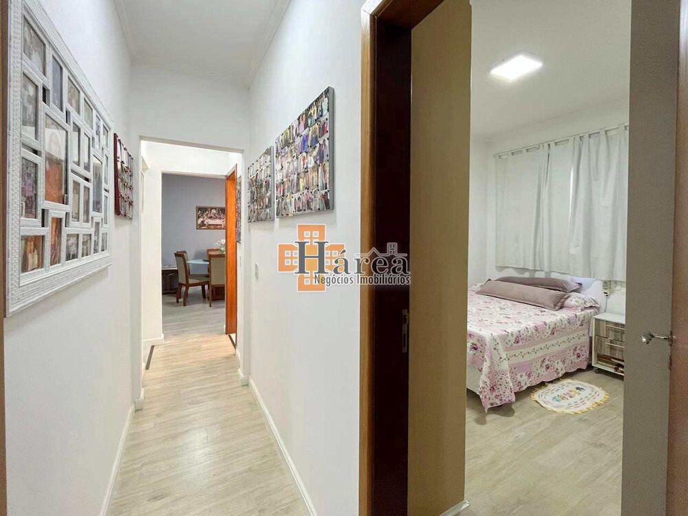 Apartamento à venda com 3 quartos, 100m² - Foto 2