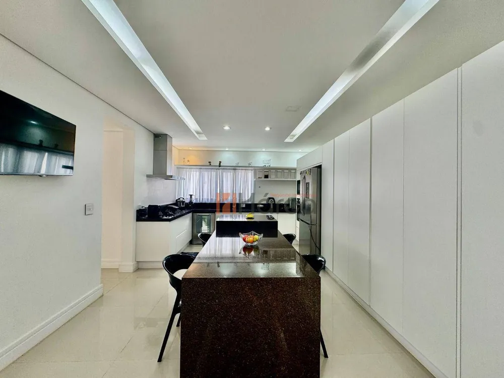 Sobrado, 5 quartos, 410 m² - Foto 5