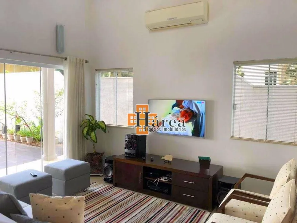 Sobrado, 3 quartos, 260 m² - Foto 1