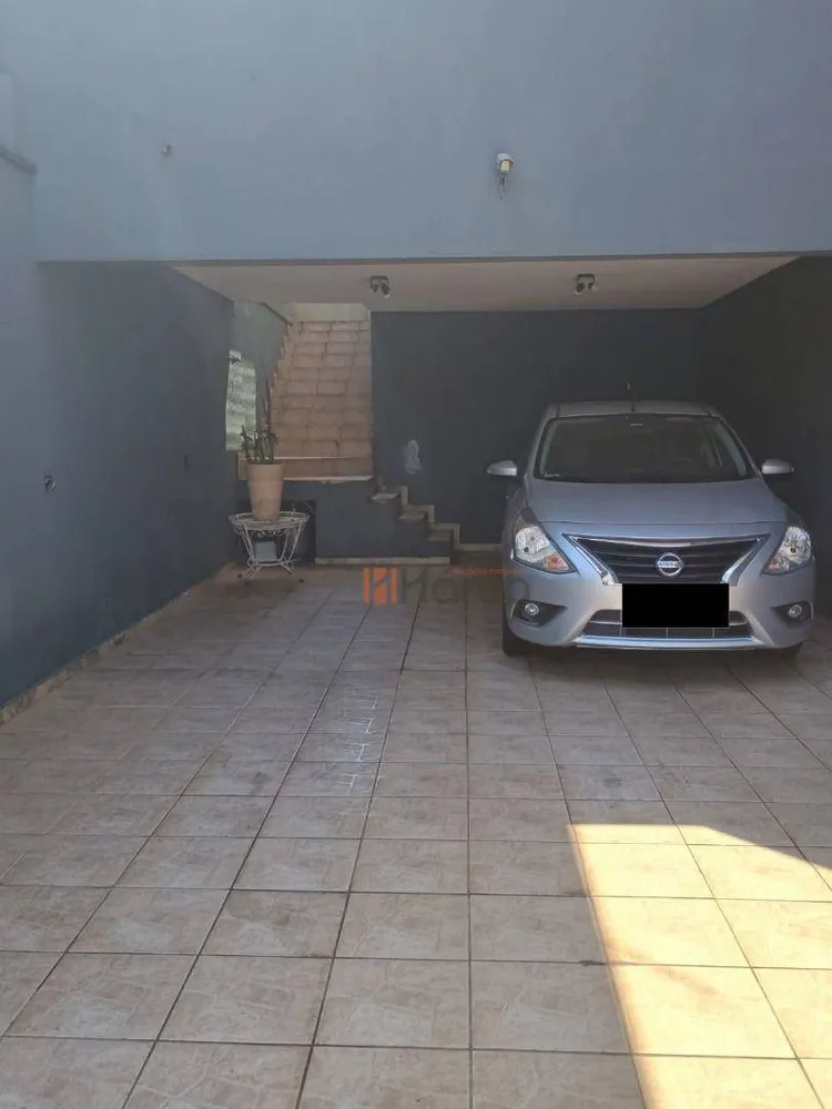Sobrado, 3 quartos, 198 m² - Foto 1