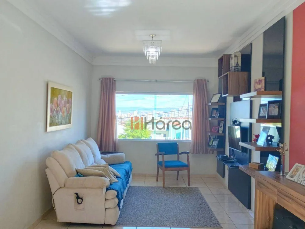 Sobrado, 3 quartos, 198 m² - Foto 3