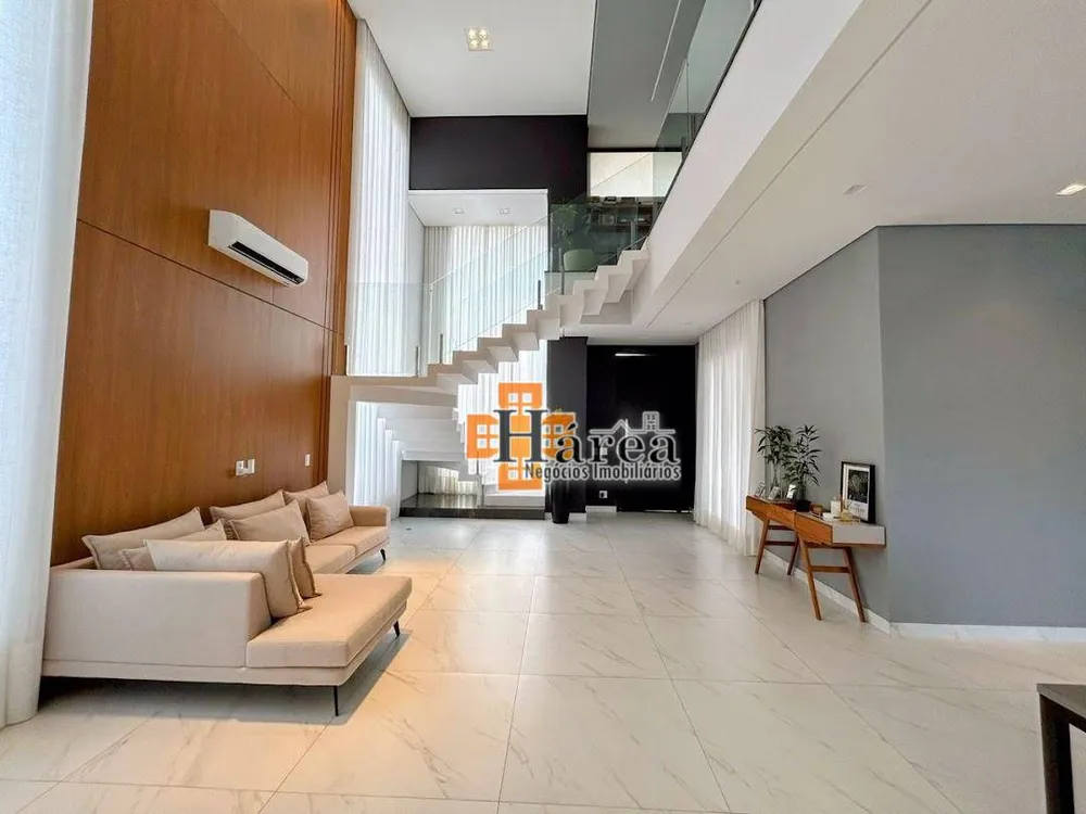 Sobrado, 3 quartos, 360 m² - Foto 1
