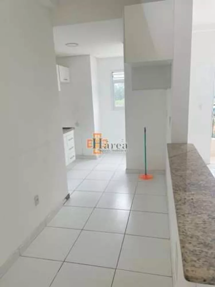 Apartamento à venda com 2 quartos, 58m² - Foto 3