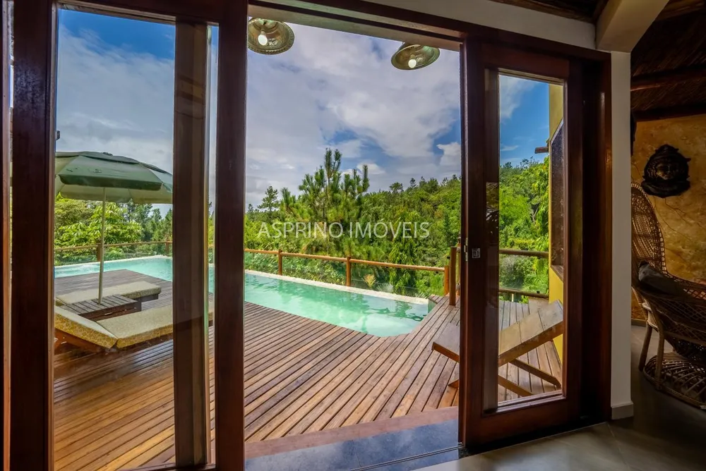 Casa, 5 quartos, 300 m² - Foto 1