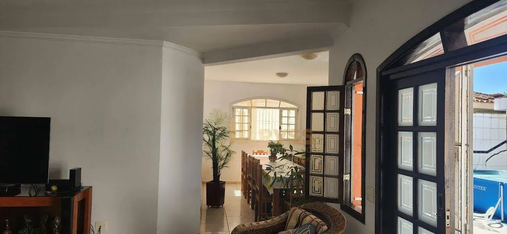 Casa, 5 quartos, 350 m² - Foto 3