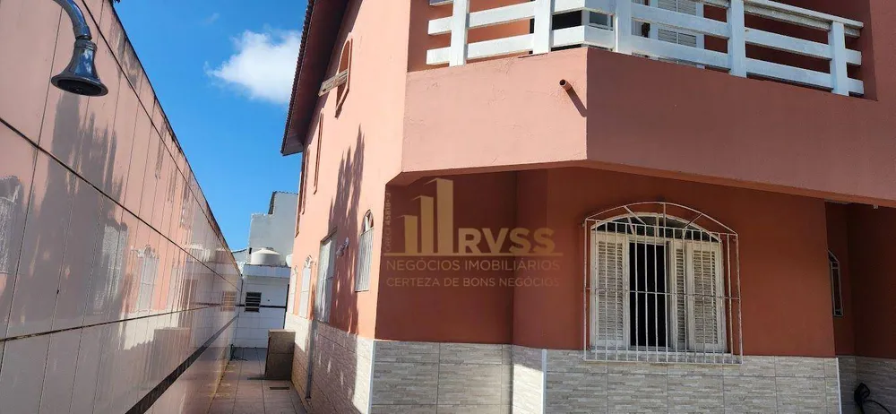 Casa, 5 quartos, 350 m² - Foto 1