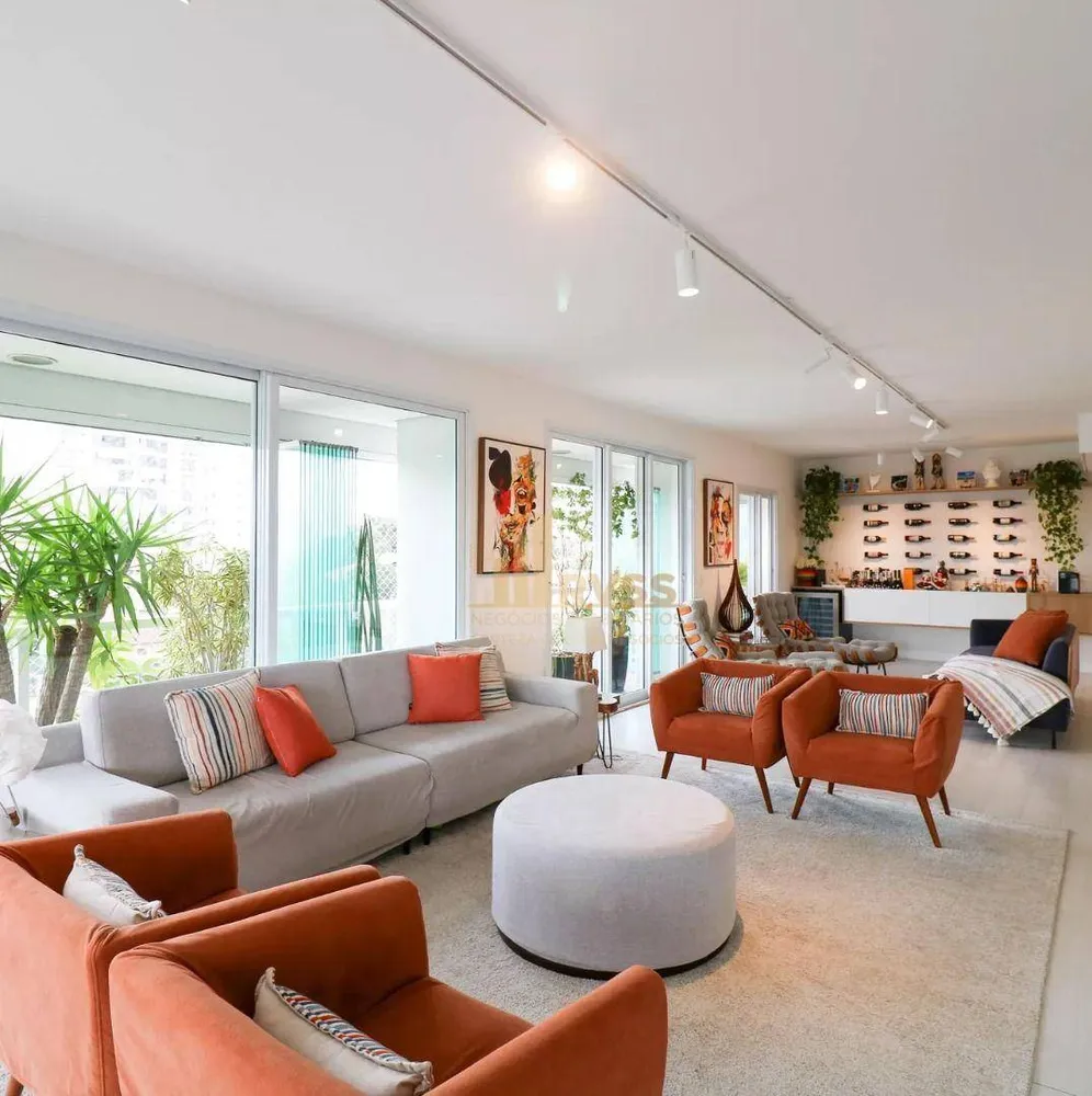 Apartamento, 3 quartos, 219 m² - Foto 2