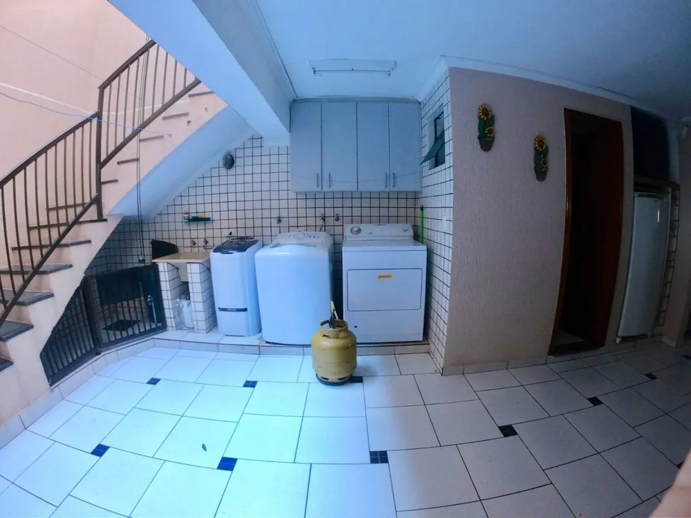 Casa, 3 quartos, 249 m² - Foto 8