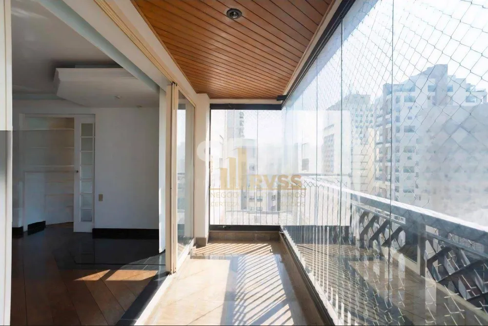 Apartamento, 3 quartos, 160 m² - Foto 1